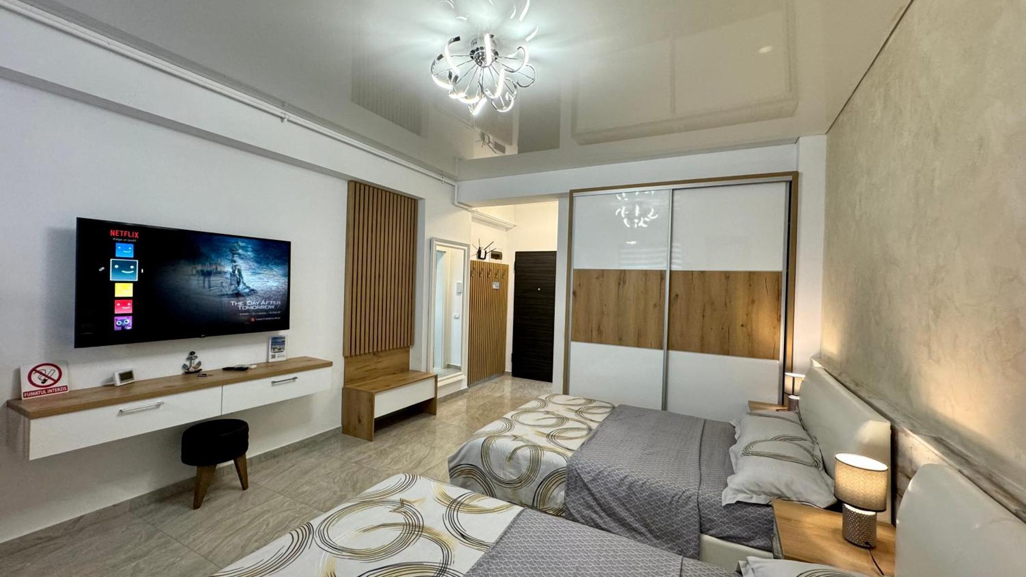 Seaview Deluxe Double Studio - Beachfront Resort Navodari Exterior photo